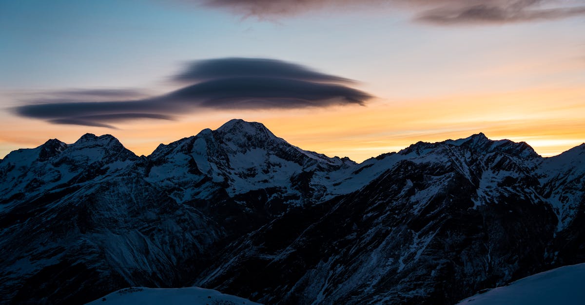 discover everything you need to know about saas (software as a service): benefits, use cases, and top solutions to streamline your business operations and increase productivity.